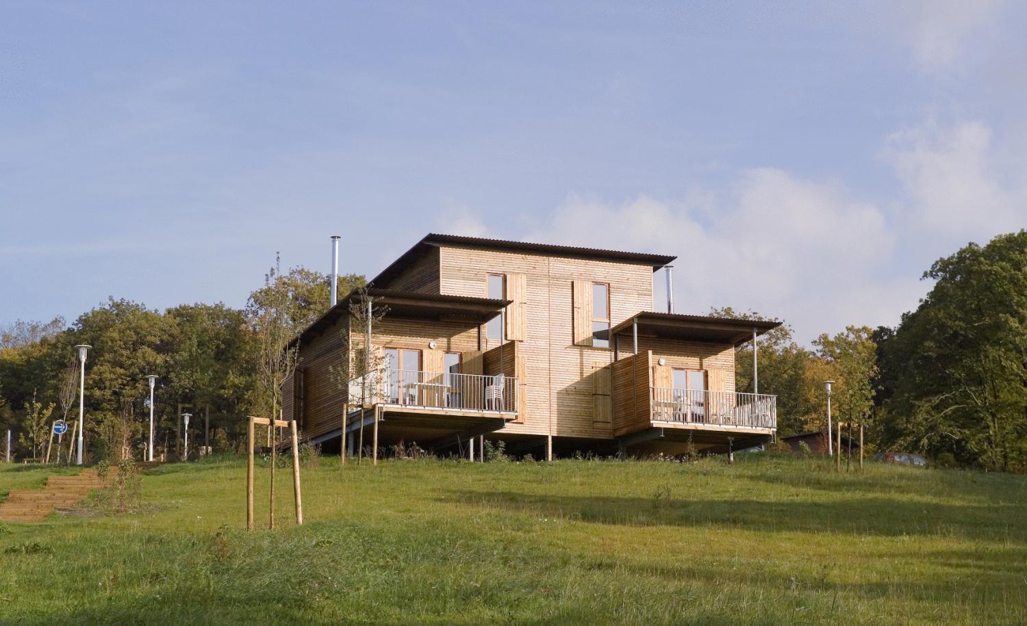Madame Vacances Les Cottages De Valjoly Eppe-Sauvage Exterior foto